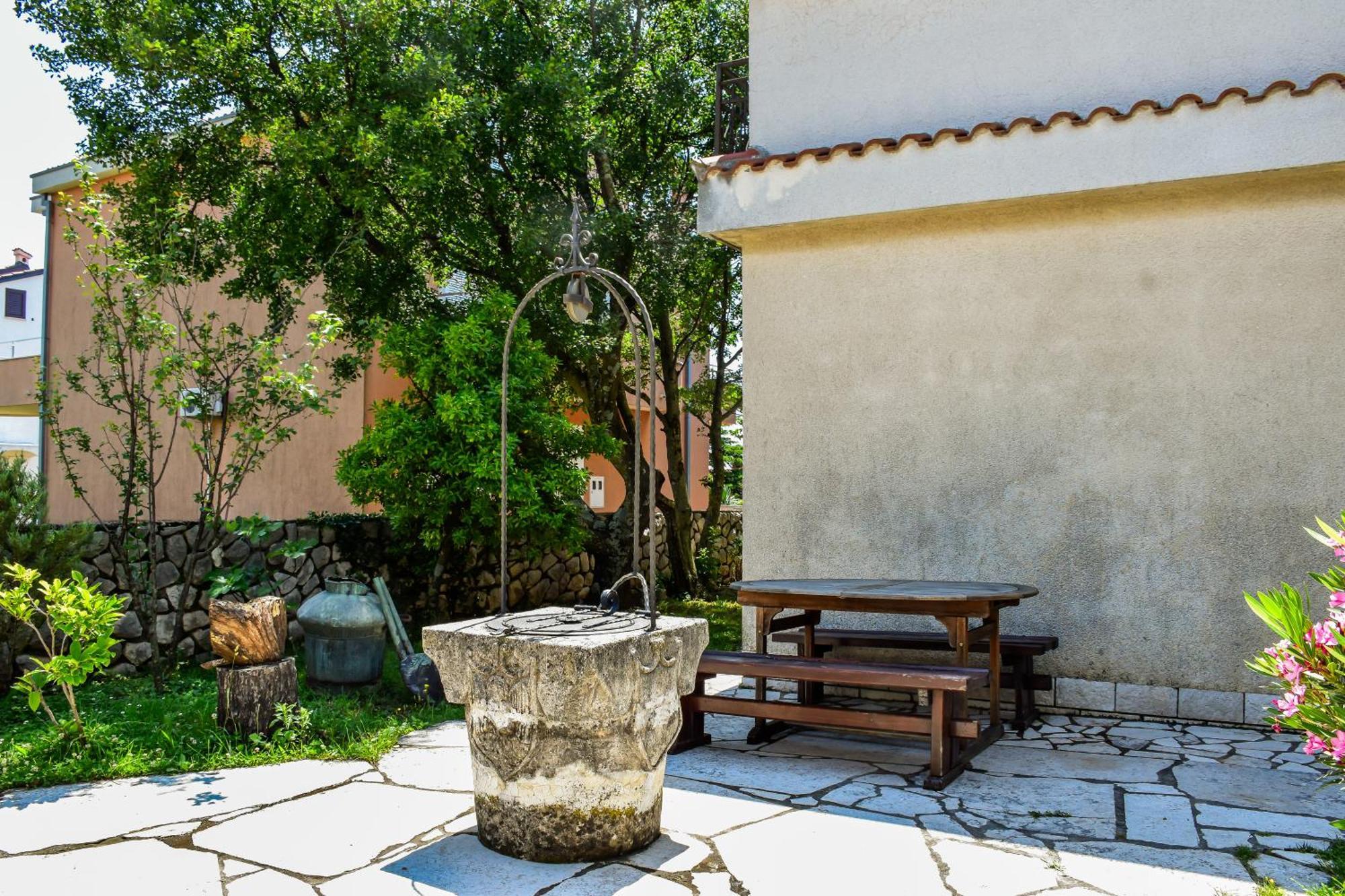 Apartment Zanic Novi Vinodolski Esterno foto